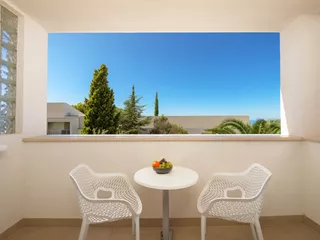Garden view Residence.jpg